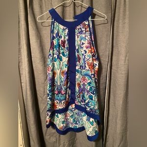 Low-high blouse sleeveless